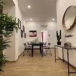 Studionapoli112 招待所