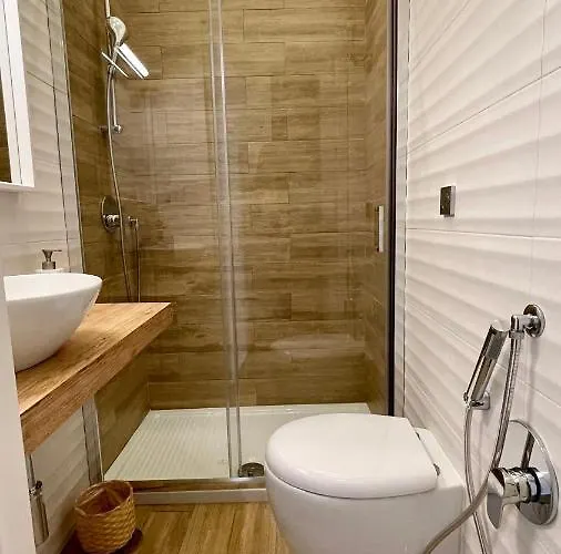 Studionapoli112 Konukevi 3*